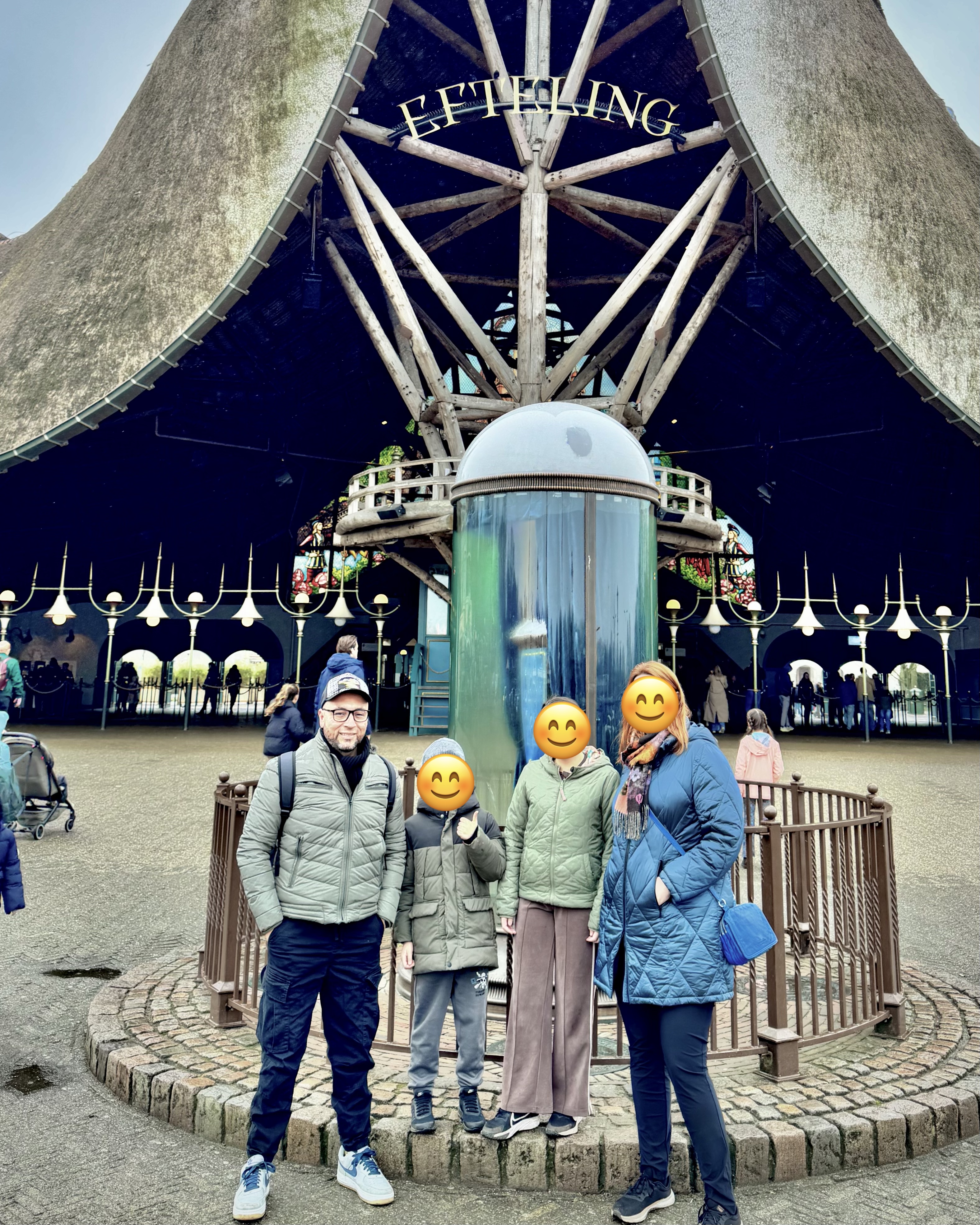 Family selfie at Efteling, Saturday in February